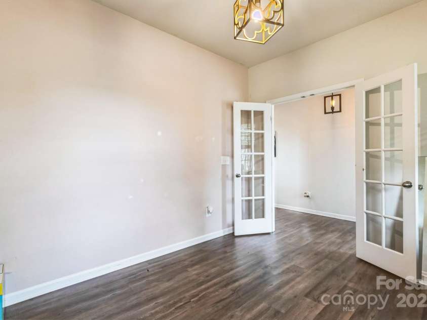 17712 Yarwill Court, Charlotte, NC 28278.  MLS# CAR4244525, YatesRealty ID 16095. 