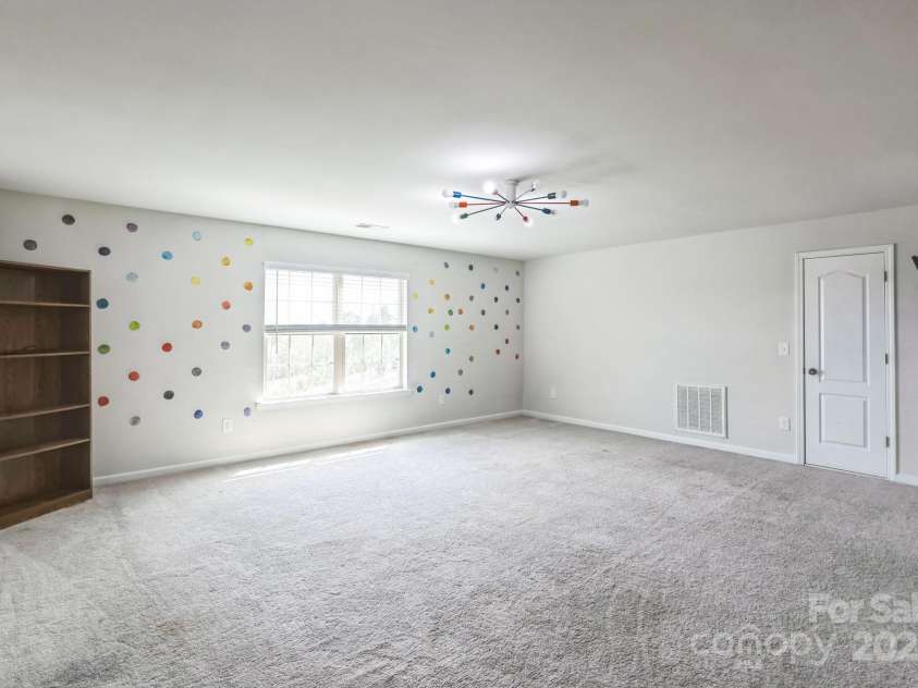 17712 Yarwill Court, Charlotte, NC 28278.  MLS# CAR4244525, YatesRealty ID 16095. 