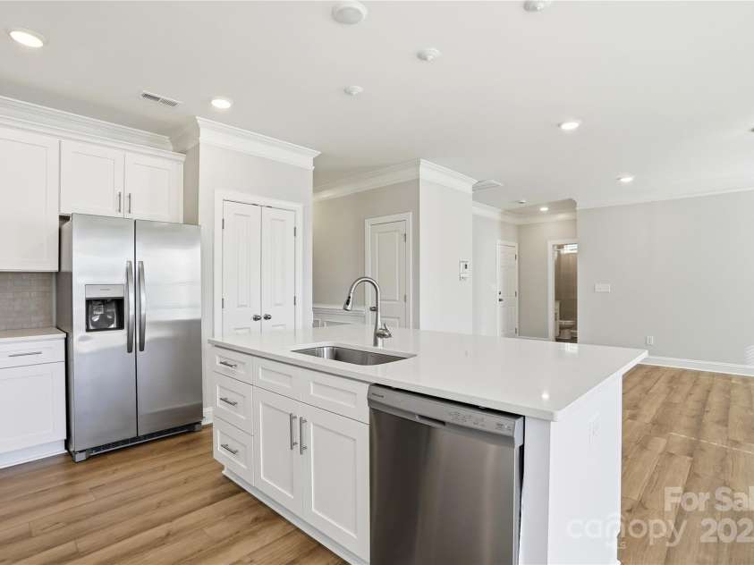 6027 Veld Court, Charlotte, NC 28215.  MLS# CAR4257024, YatesRealty ID 16096. Kitchen with refrigerator included