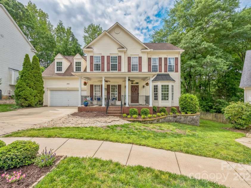 13312 Edgetree Drive, Pineville, NC 28134.  MLS# CAR4251843, YatesRealty ID 16097. 