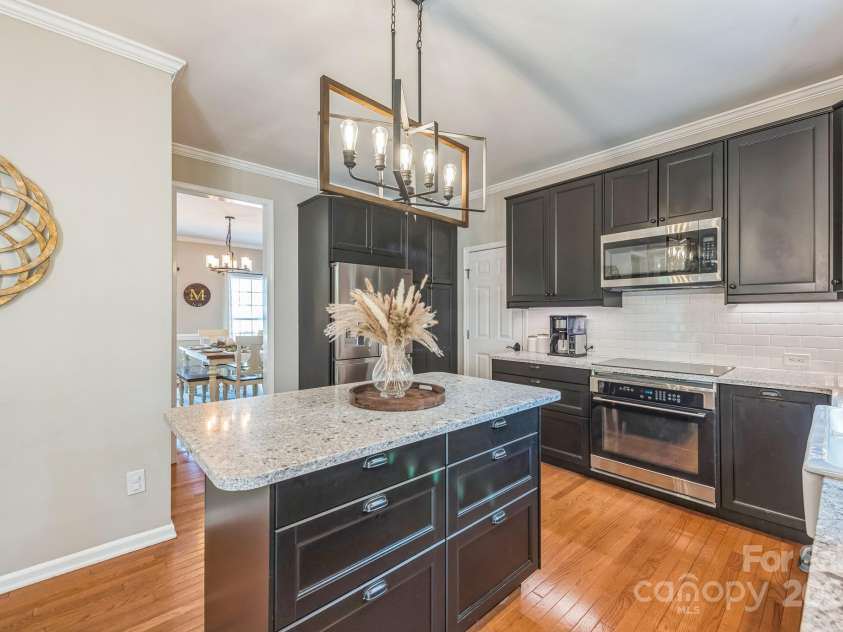 13312 Edgetree Drive, Pineville, NC 28134.  MLS# CAR4251843, YatesRealty ID 16097. 