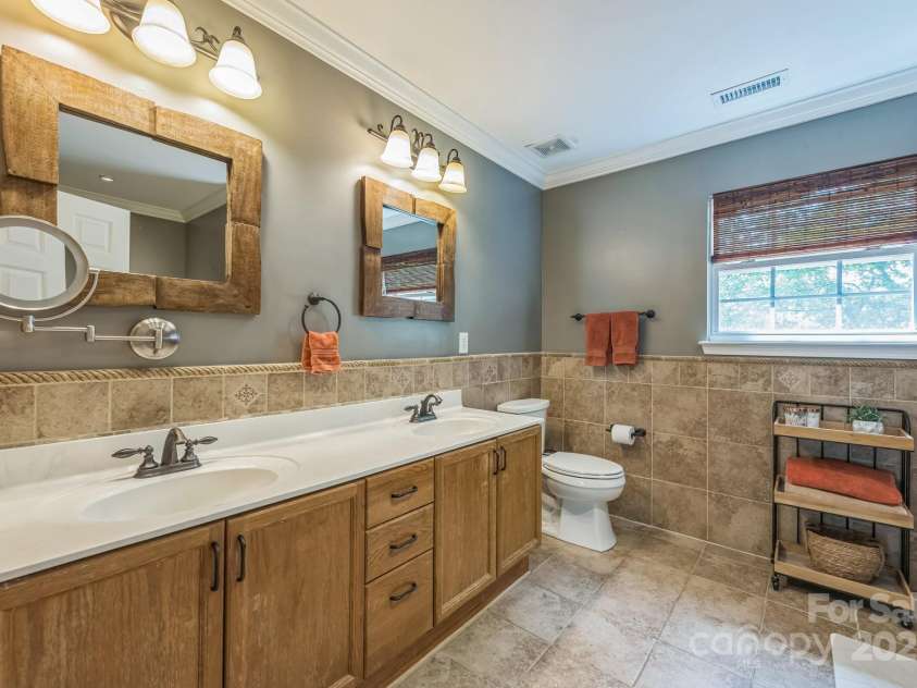 13312 Edgetree Drive, Pineville, NC 28134.  MLS# CAR4251843, YatesRealty ID 16097. 