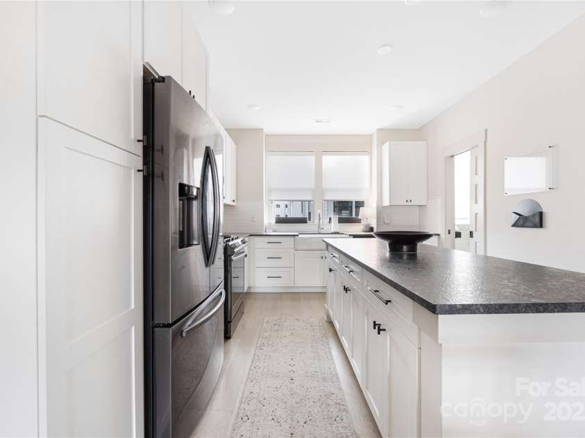 1108 Wesley Terrace Avenue, Charlotte, NC 28208.  MLS# CAR4221537, YatesRealty ID 1610. 