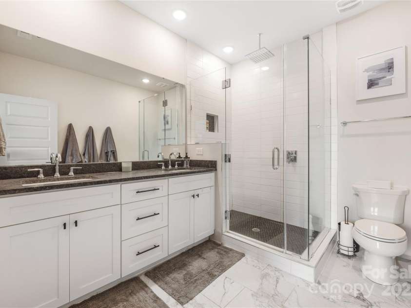 1108 Wesley Terrace Avenue, Charlotte, NC 28208.  MLS# CAR4221537, YatesRealty ID 1610. 
