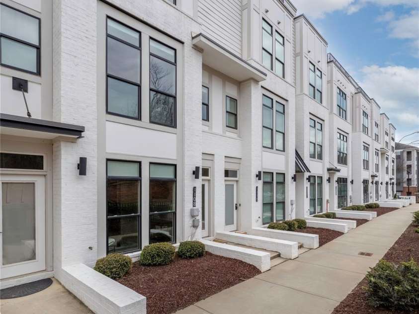 1108 Wesley Terrace Avenue, Charlotte, NC 28208.  MLS# CAR4221537, YatesRealty ID 1610. 