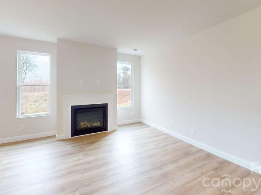 534 Tates Trail, Cramerton, NC 28032.  MLS# CAR4368562, YatesRealty ID 16101. HOME IS UNDER CONSTRUCTION. THESE PHOTOS ARE REPRESENTATIONAL.