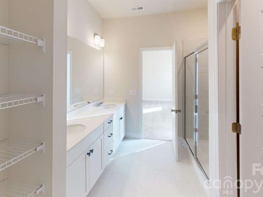 534 Tates Trail, Cramerton, NC 28032.  MLS# CAR4368562, YatesRealty ID 16101. HOME IS UNDER CONSTRUCTION. THESE PHOTOS ARE REPRESENTATIONAL.