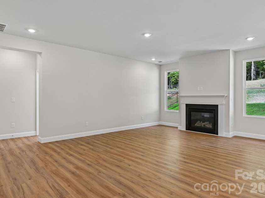 534 Tates Trail, Gastonia, NC 28056.  MLS# CAR4368562, YatesRealty ID 16101. 
