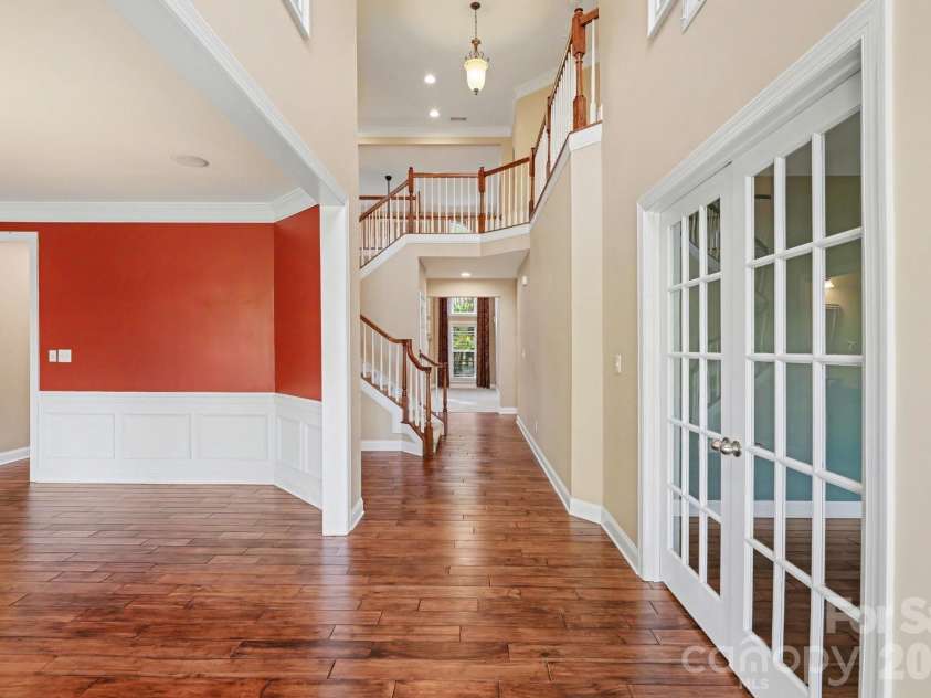15026 Skypark Drive, Huntersville, NC 28078.  MLS# CAR4327550, YatesRealty ID 16103. 