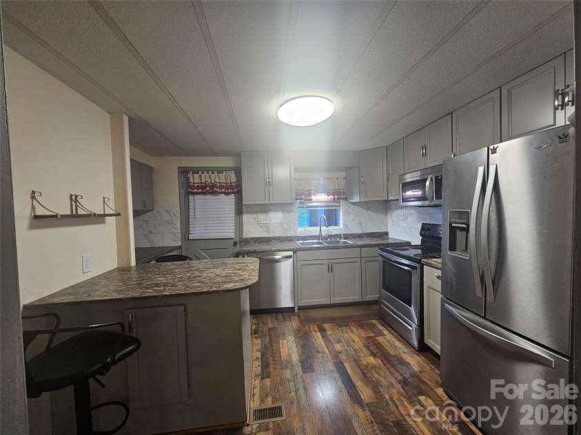 130 Susan Road, Casar, NC 28020.  MLS# CAR4258086, YatesRealty ID 16104. 