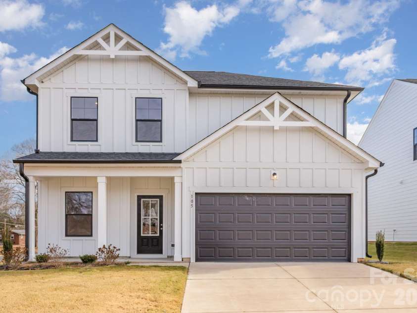 105 Silverwood Court, Mooresville, NC 28115.  MLS# CAR4353311, YatesRealty ID 16105. 