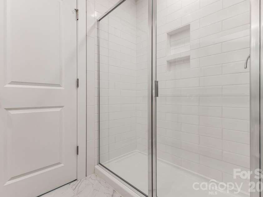 105 Silverwood Court, Mooresville, NC 28115.  MLS# CAR4353311, YatesRealty ID 16105. 