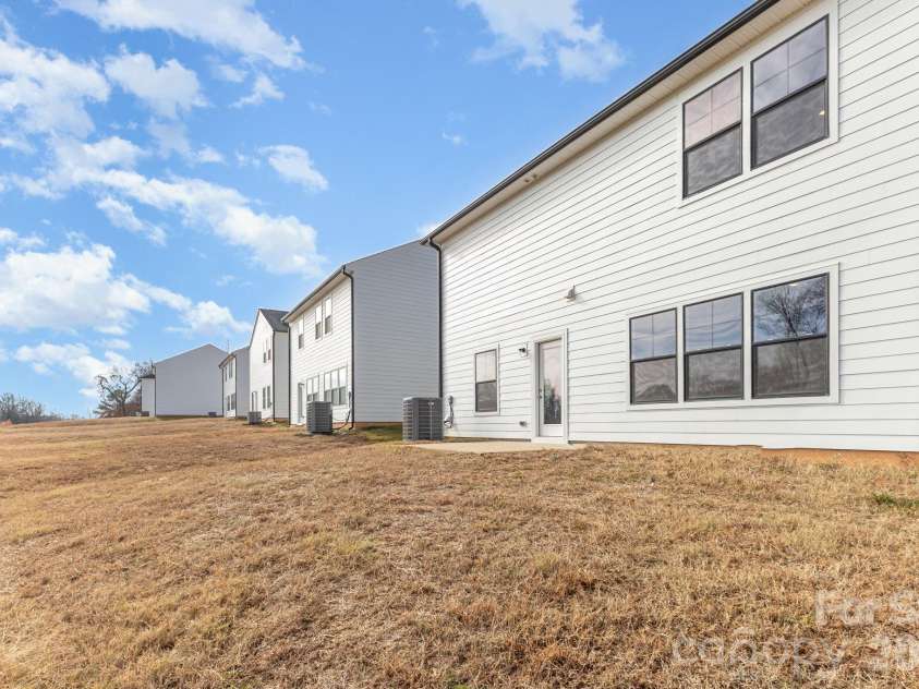 105 Silverwood Court, Mooresville, NC 28115.  MLS# CAR4353311, YatesRealty ID 16105. 