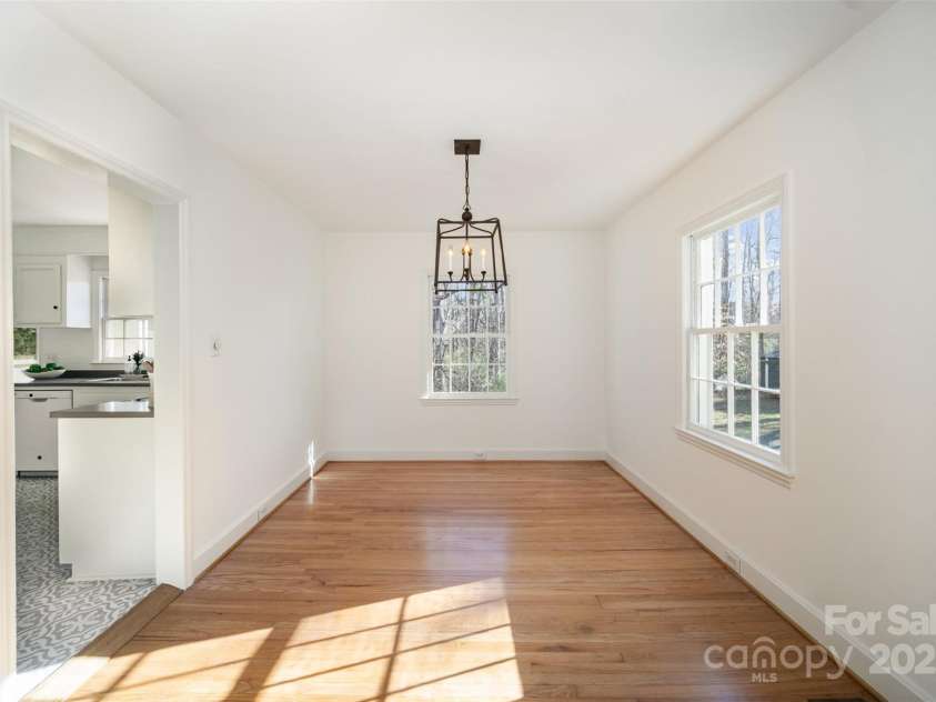 1601 South Point Road, Belmont, NC 28012.  MLS# CAR4226127, YatesRealty ID 16105. 