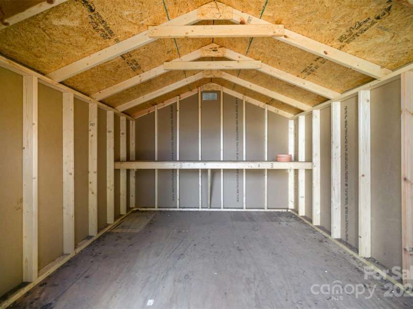 1601 South Point Road, Belmont, NC 28012.  MLS# CAR4226127, YatesRealty ID 16105. 