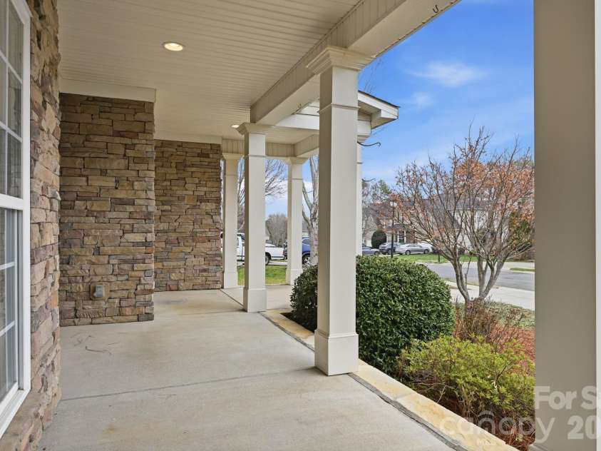 8116 Madrigal Court, Waxhaw, NC 28173.  MLS# CAR4347745, YatesRealty ID 16106. 