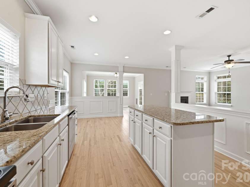 8116 Madrigal Court, Waxhaw, NC 28173.  MLS# CAR4347745, YatesRealty ID 16106. 
