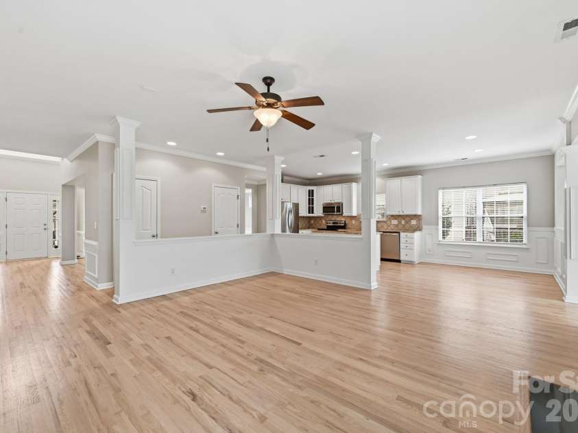 8116 Madrigal Court, Waxhaw, NC 28173.  MLS# CAR4347745, YatesRealty ID 16106. 
