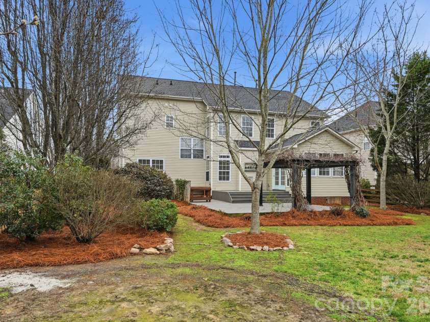 8116 Madrigal Court, Waxhaw, NC 28173.  MLS# CAR4347745, YatesRealty ID 16106. 
