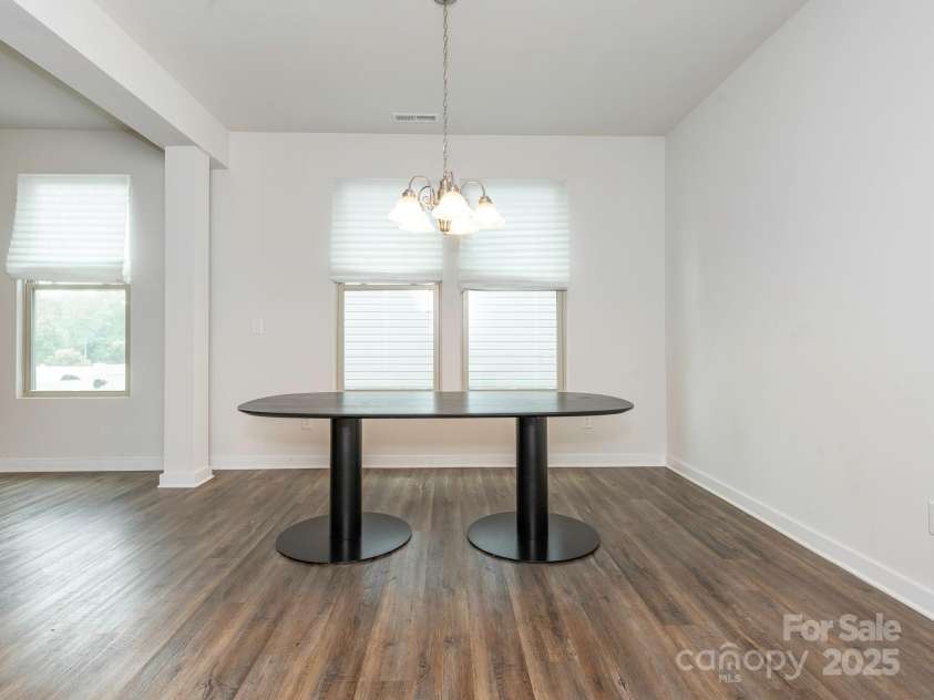 805 Old Little Rock Road, Charlotte, NC 28214.  MLS# CAR4259723, YatesRealty ID 16107. Dining Room