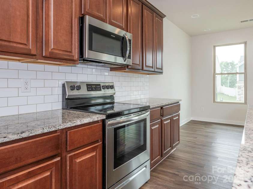 805 Old Little Rock Road, Charlotte, NC 28214.  MLS# CAR4259723, YatesRealty ID 16107. Kitchen