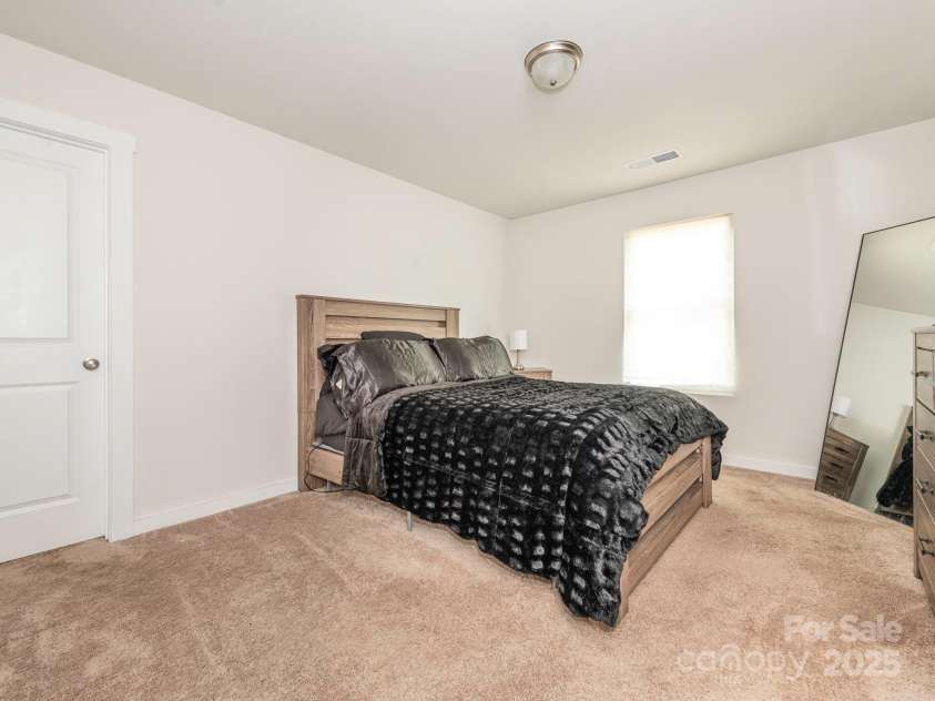 805 Old Little Rock Road, Charlotte, NC 28214.  MLS# CAR4259723, YatesRealty ID 16107. Upstairs Bedroom 3