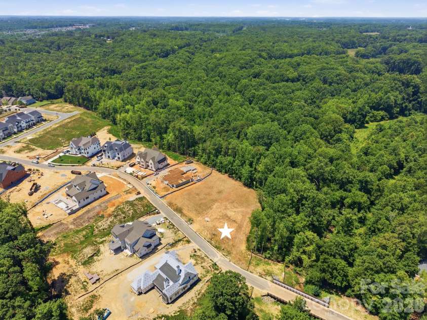 1400 Samuel Spencer Parkway, Davidson, NC 28036.  MLS# CAR4400407, YatesRealty ID 16108. 