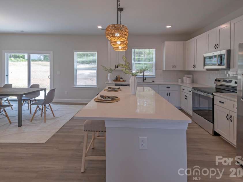 7813 Benning Street, Charlotte, NC 28216.  MLS# CAR4361877, YatesRealty ID 16109. 