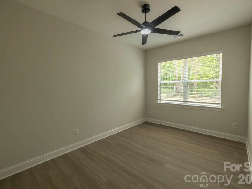 7813 Benning Street, Charlotte, NC 28216.  MLS# CAR4361877, YatesRealty ID 16109. 