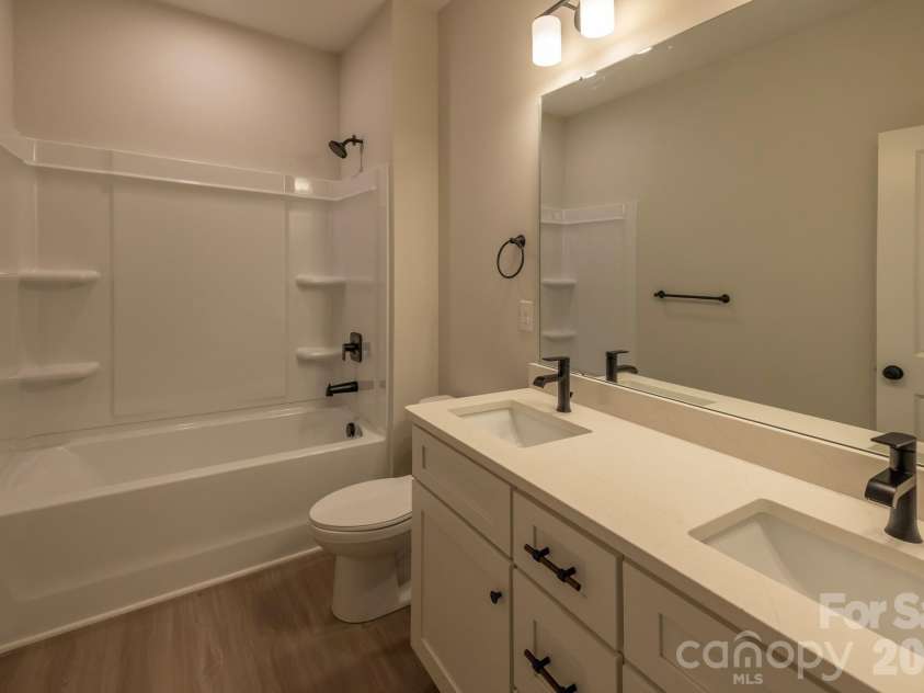 7813 Benning Street, Charlotte, NC 28216.  MLS# CAR4361877, YatesRealty ID 16109. 