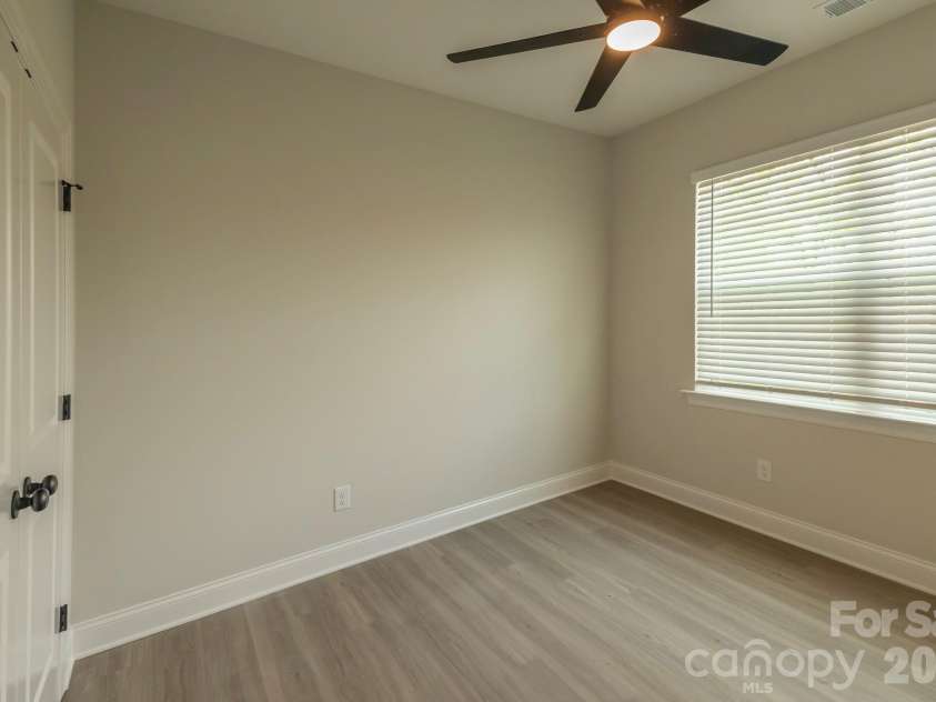 7813 Benning Street, Charlotte, NC 28216.  MLS# CAR4361877, YatesRealty ID 16109. 
