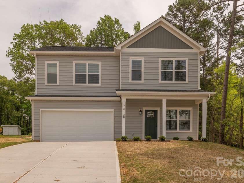 7813 Benning Street, Charlotte, NC 28216.  MLS# CAR4361877, YatesRealty ID 16109. 