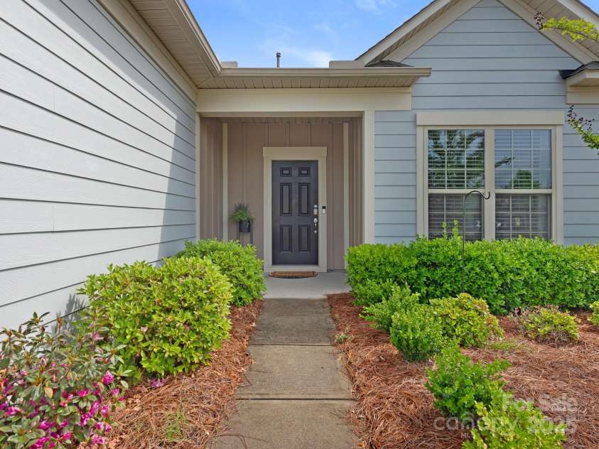 804 Birdsong Way, Fort Mill, SC 29715.  MLS# CAR4244710, YatesRealty ID 16109. 