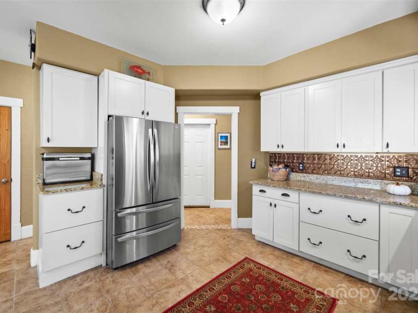 571 Terrys Gap Road, Fletcher, NC 28732.  MLS# CAR4330724, YatesRealty ID 1611. 