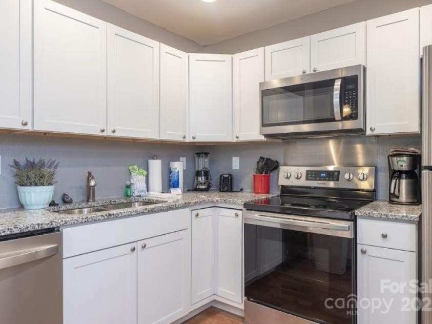 147 Lake Drive, Lake Lure, NC 28746.  MLS# CAR4221917, YatesRealty ID 16111. 