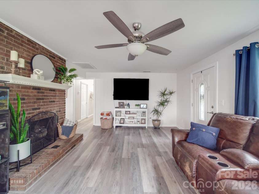 8601 Ansonville Polkton Road, Polkton, NC 28135.  MLS# CAR4244538, YatesRealty ID 16112. 
