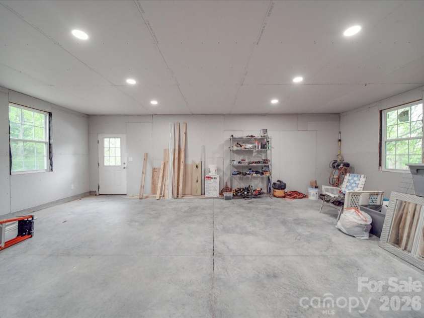 8601 Ansonville Polkton Road, Polkton, NC 28135.  MLS# CAR4244538, YatesRealty ID 16112. 
