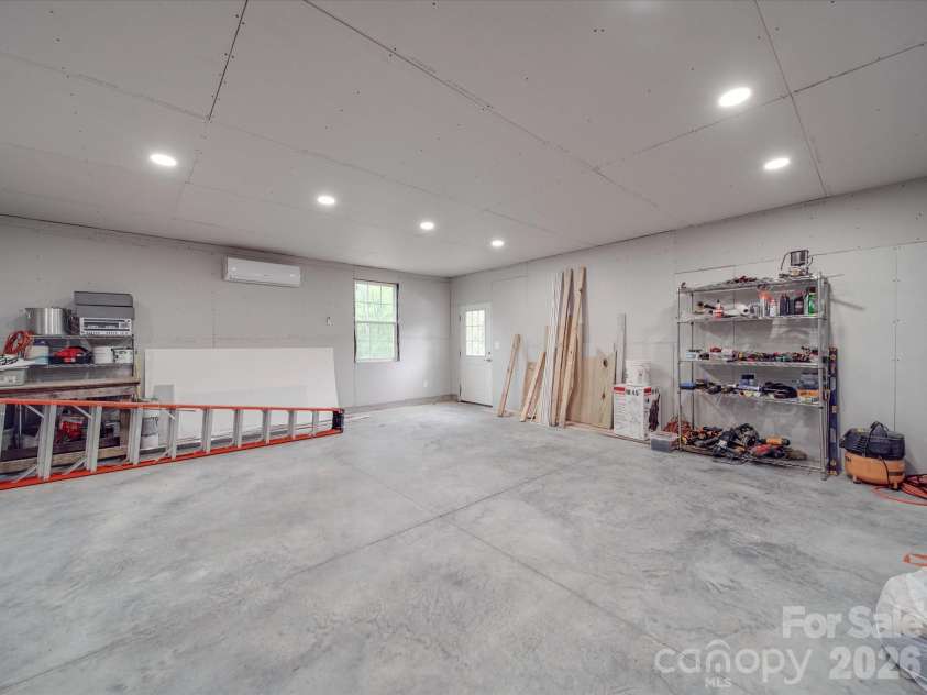 8601 Ansonville Polkton Road, Polkton, NC 28135.  MLS# CAR4244538, YatesRealty ID 16112. 
