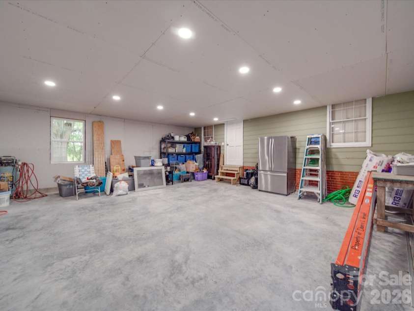 8601 Ansonville Polkton Road, Polkton, NC 28135.  MLS# CAR4244538, YatesRealty ID 16112. 