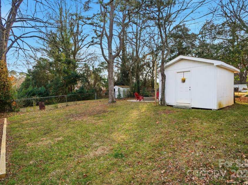 906 Eastwood Drive, Rock Hill, SC 29730.  MLS# CAR4333125, YatesRealty ID 16113. 