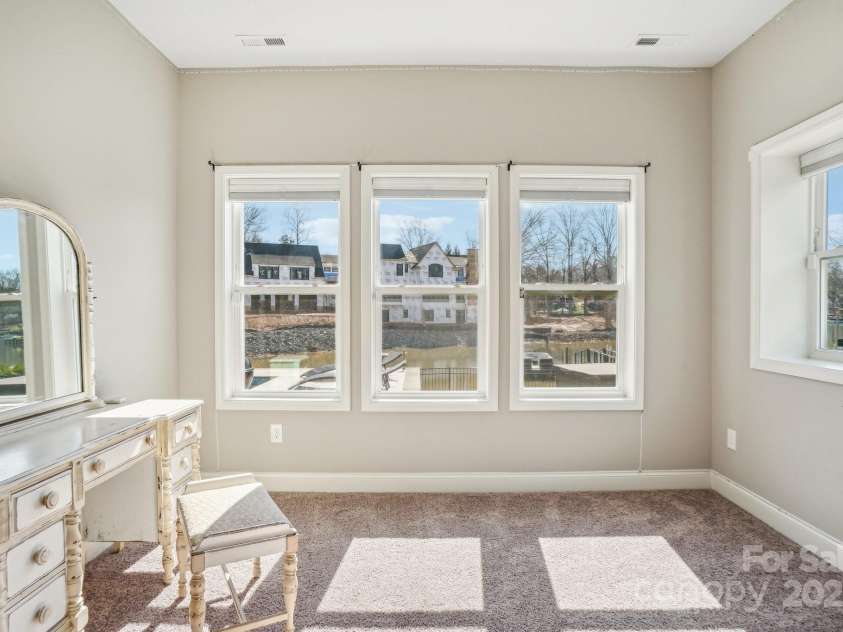 21610 Rio Oro Drive, Cornelius, NC 28031.  MLS# CAR4258966, YatesRealty ID 16116. 