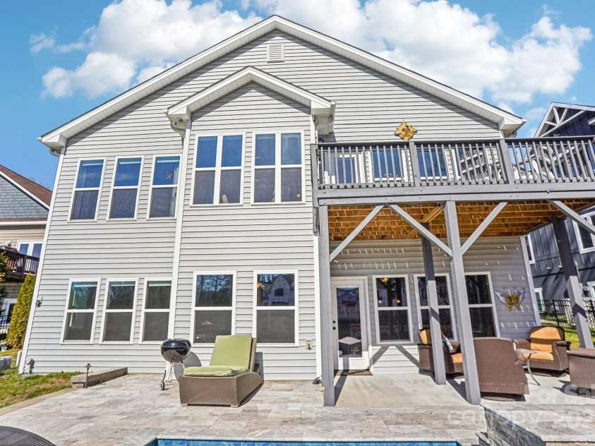 21610 Rio Oro Drive, Cornelius, NC 28031.  MLS# CAR4258966, YatesRealty ID 16116. 