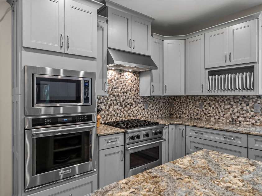 4290 Black Bear Trail, Morganton, NC 28655.  MLS# CAR4258789, YatesRealty ID 16117. 