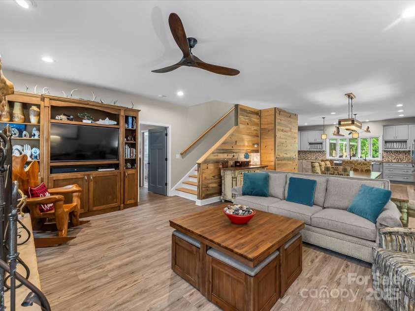 4290 Black Bear Trail, Morganton, NC 28655.  MLS# CAR4258789, YatesRealty ID 16117. 
