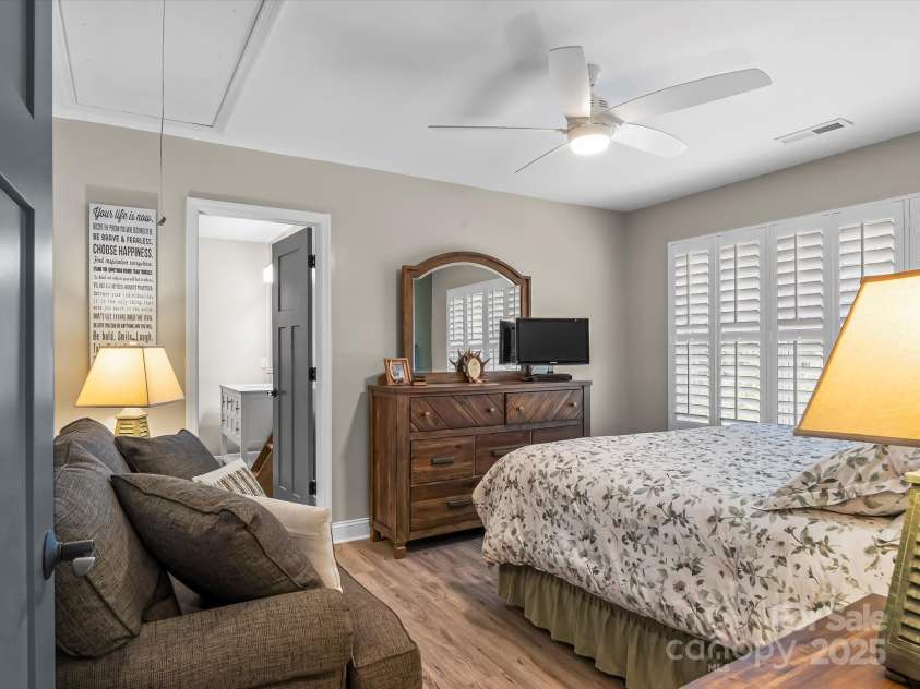 4290 Black Bear Trail, Morganton, NC 28655.  MLS# CAR4258789, YatesRealty ID 16117. 