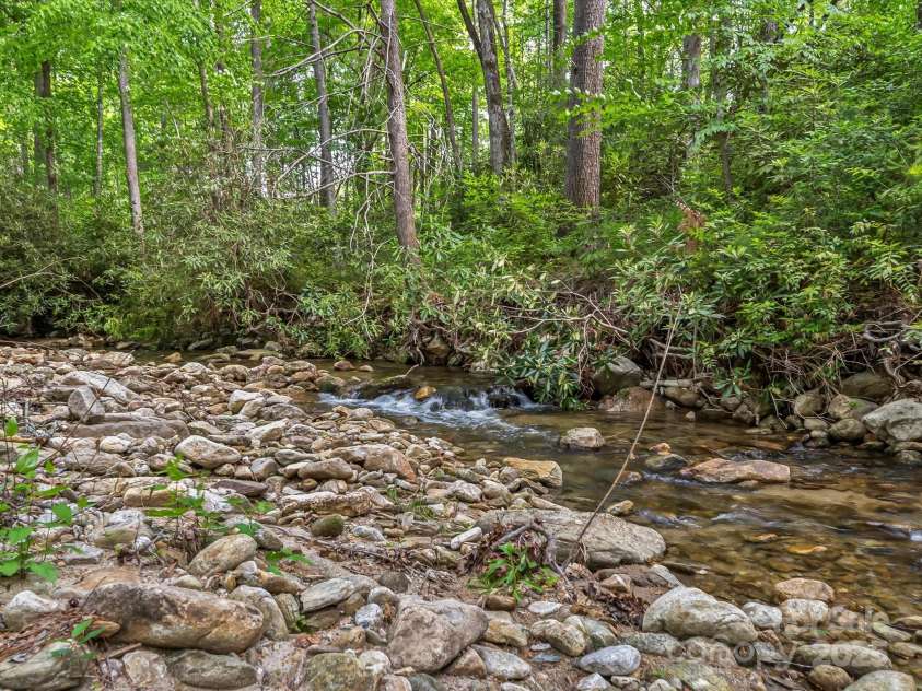 4290 Black Bear Trail, Morganton, NC 28655.  MLS# CAR4258789, YatesRealty ID 16117. 