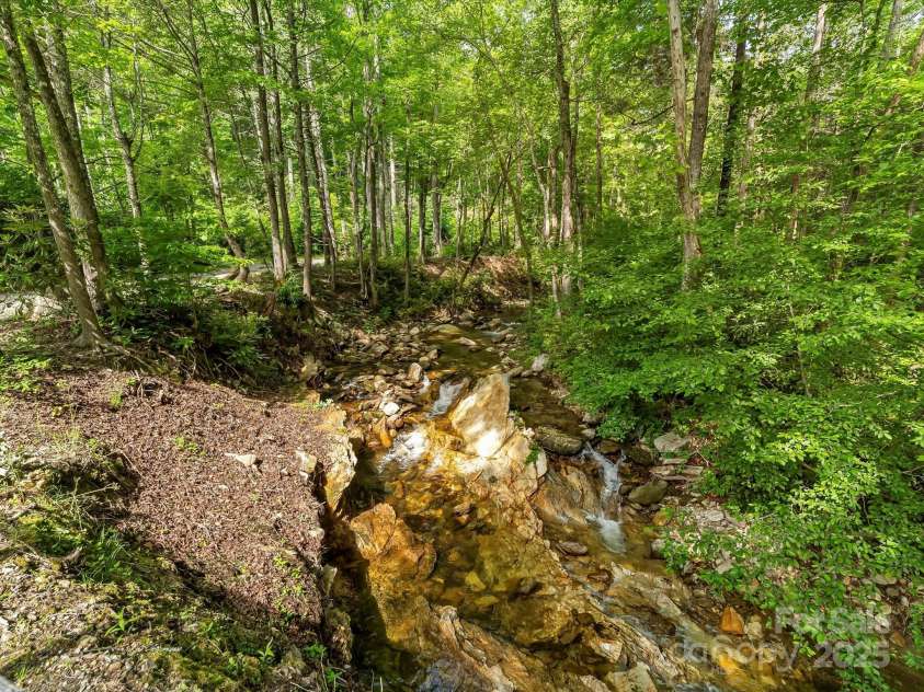 4290 Black Bear Trail, Morganton, NC 28655.  MLS# CAR4258789, YatesRealty ID 16117. 
