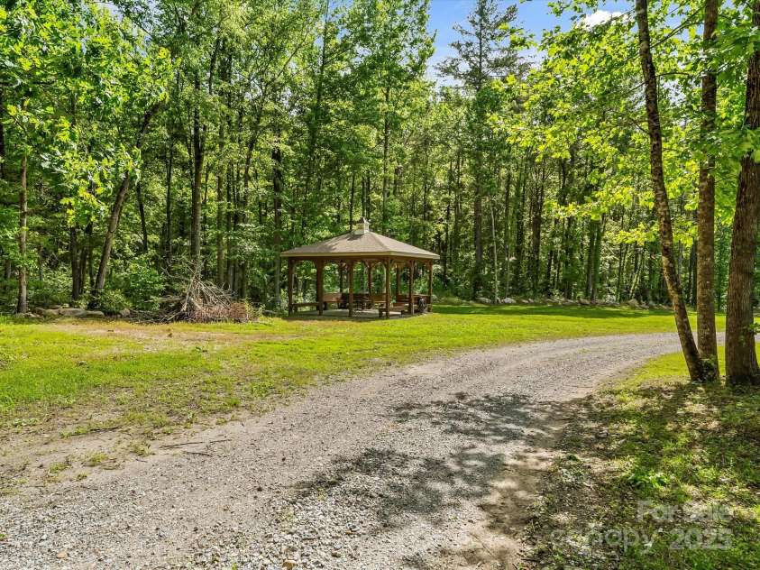 4290 Black Bear Trail, Morganton, NC 28655.  MLS# CAR4258789, YatesRealty ID 16117. 