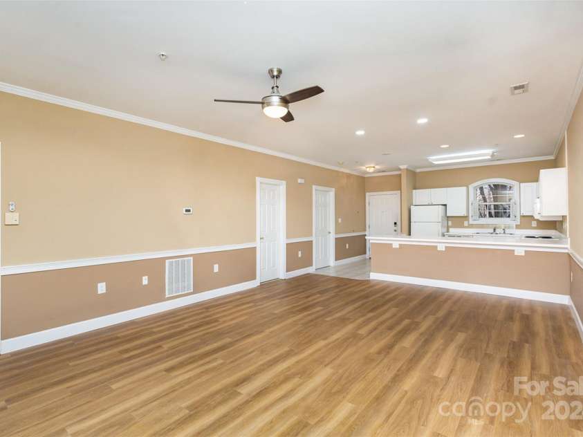 9315 Meadow Vista Road, Charlotte, NC 28213.  MLS# CAR4206796, YatesRealty ID 1612. 