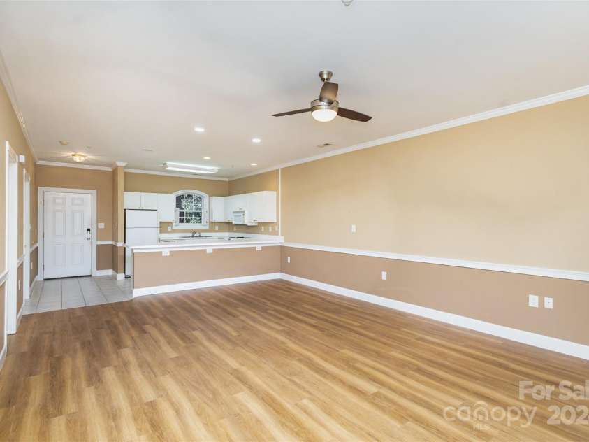 9315 Meadow Vista Road, Charlotte, NC 28213.  MLS# CAR4206796, YatesRealty ID 1612. 